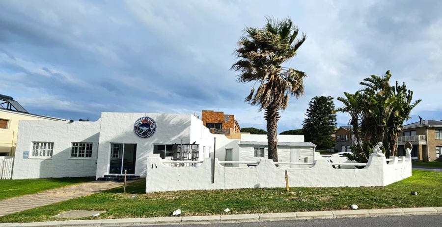3 Bedroom Property for Sale in Kleinbaai Western Cape
